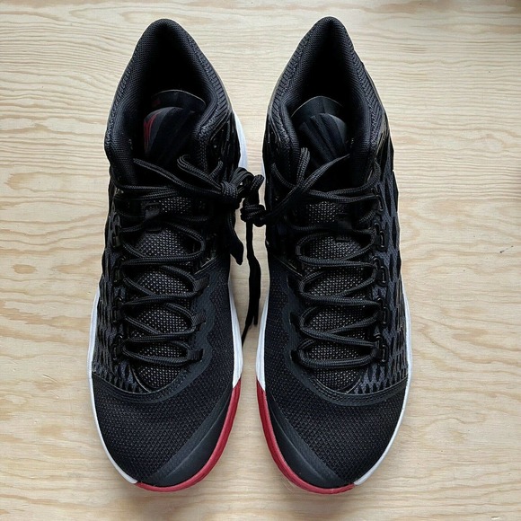 NEW Nike Jordan Melo M13 BRED Black White Red Anthracite SZ 11 (881562 002) main image 4